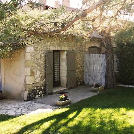 Eygalières Mas Grimaud - Gite- Studio Et Chambres D'Hotes Familiales מראה חיצוני תמונה