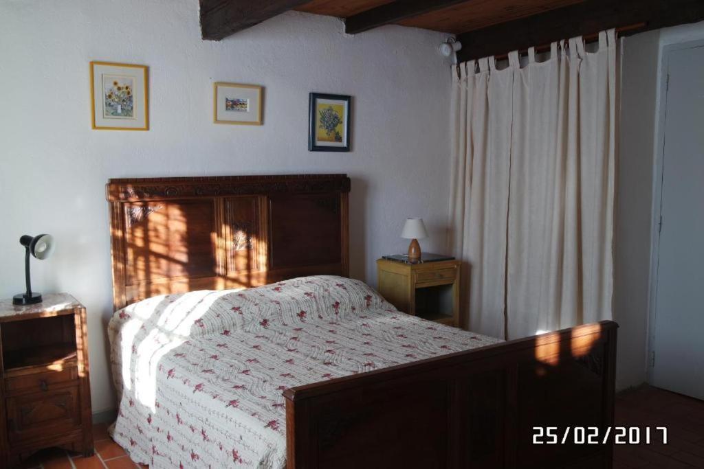 Eygalières Mas Grimaud - Gite- Studio Et Chambres D'Hotes Familiales מראה חיצוני תמונה