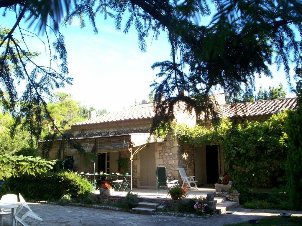 Eygalières Mas Grimaud - Gite- Studio Et Chambres D'Hotes Familiales מראה חיצוני תמונה