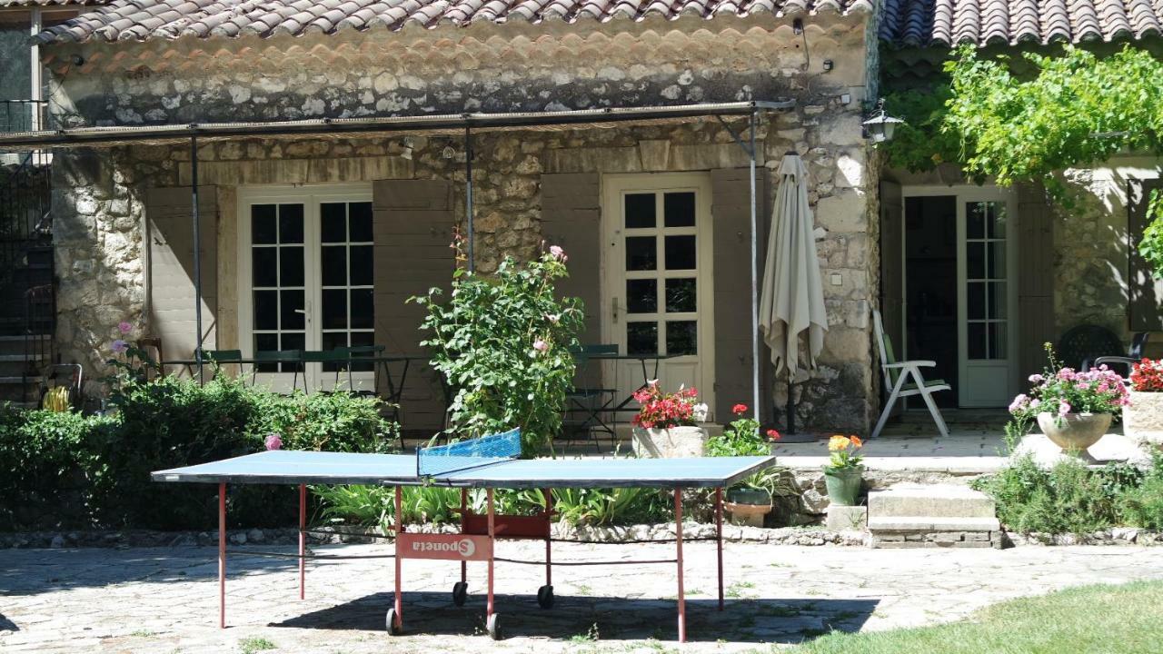 Eygalières Mas Grimaud - Gite- Studio Et Chambres D'Hotes Familiales מראה חיצוני תמונה